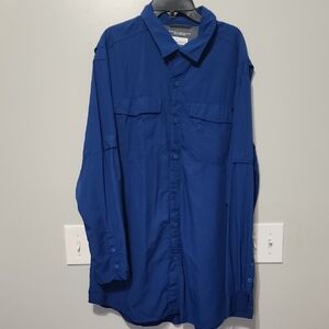 Columbia Men's Blue Button-Up Shirt